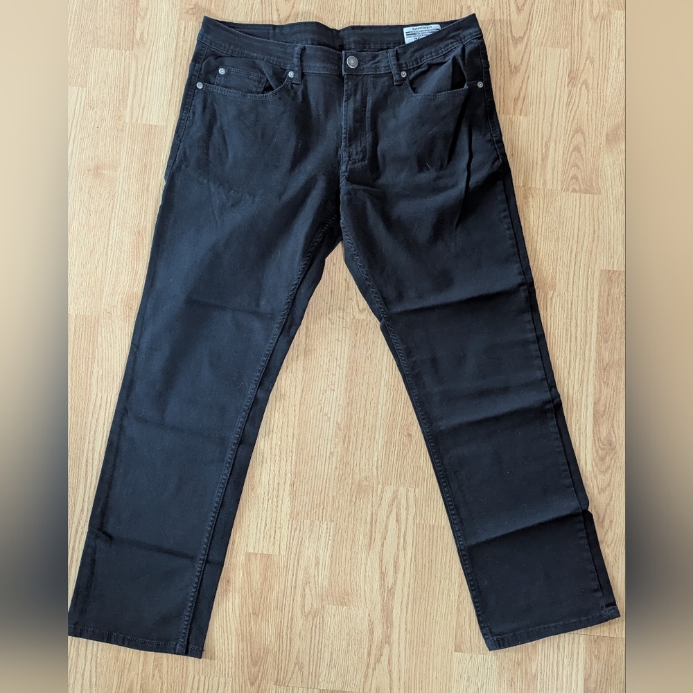 Buffalo  Black Straight Jeans Classic Style